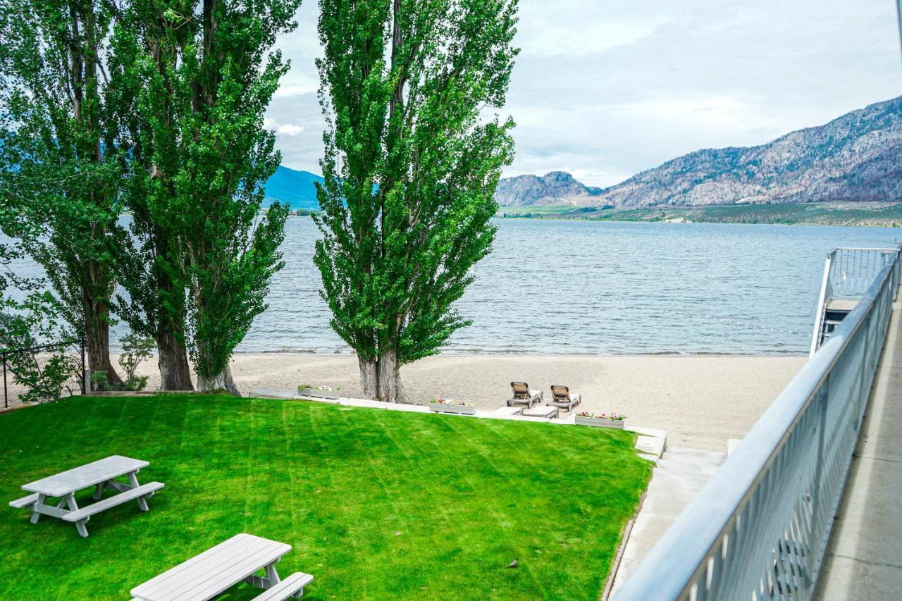 Poplars Motel On The Lake Osoyoos Exterior foto